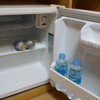 冷蔵庫には無料飲料