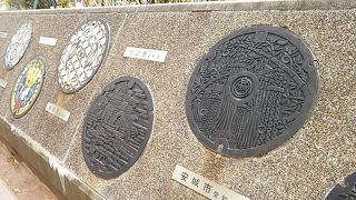 ご当地マンホール展示やカード配布などマニアにオススメ