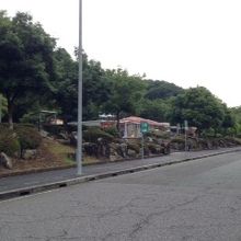 パーキングエリア内の建物です。