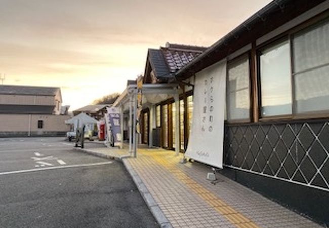 261号線沿いの小さな道の駅