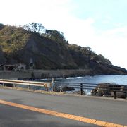 日本海の荒波を受けた国定公園