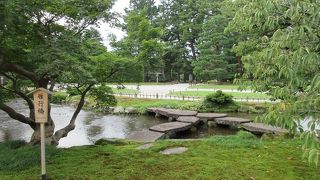 確かに石を並べた様は、雁が飛んでいるようにも見えなくもない・・・。