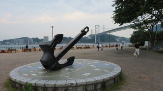 関門橋がすぐ近く