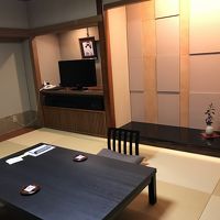 １０畳の畳の部屋・リノベーションしてある感じでした