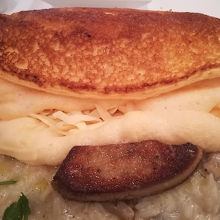 フォアグラ入りのスフレオムレツ