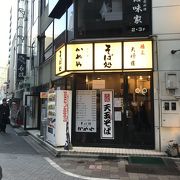 神田にもあったかめやでたぬきうどん