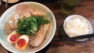 魚介豚骨醤油、こってり、美味しい
