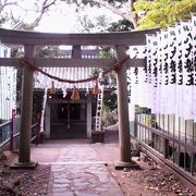 竹島の海の神様を祀る小さな末社です