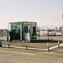 北鯖江パーキングエリア、下りの喫煙所。