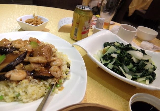 滬江大飯店 (尖沙咀店)