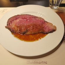 ローストビーフ、厚切りが幸せを呼びます(笑)