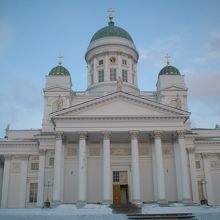 雪景色の大聖堂