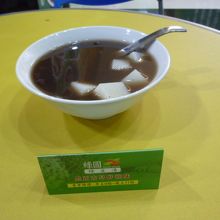 小豆入り杏仁豆腐