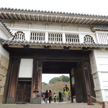 場内最大の櫓を備えた姫路城の玄関口