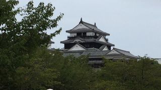 松山市内のランドマーク的存在