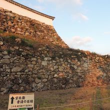 石垣の積み方が違う