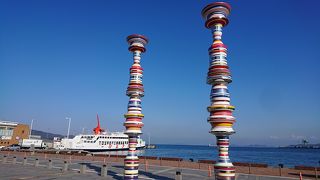 高松港のシンボルアート!!