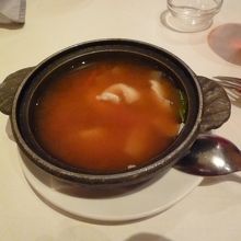 スープ：海鮮コンソメスープトマト味 