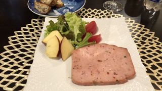 手作りのドイツソーセージ