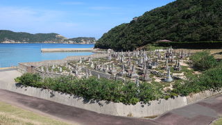 頭ケ島天主堂と海が見える場所に…