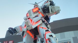 ガンダム立像と最新トレンド