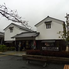 蔵を意識した建築