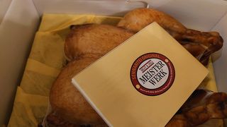 ローストチキンもおいしいです