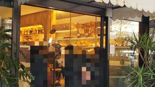 お洒落なパン屋さん