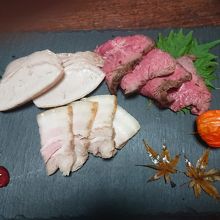 ローストビーフ&ポーク、オススメで美味しかったです。