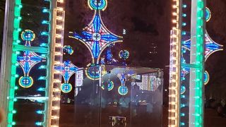 ルミナリエの灯りと一緒に