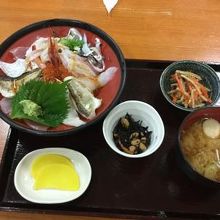 海鮮料理 丼や