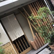店の入り口