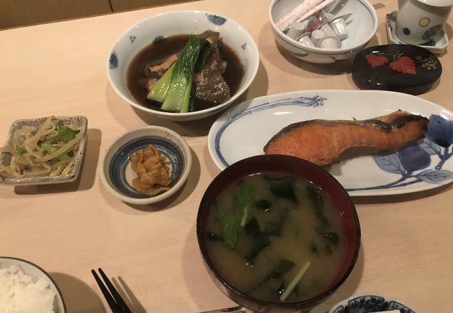 ランチ１０００円でおつり