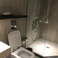 AL DHABI LOUNGEのシャワールーム