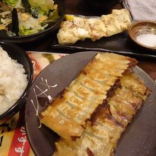 チャオチャオ餃子と鶏チーズ餃子