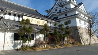 お城のあるお土産屋さん