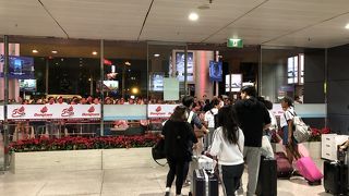 ホーチミン空港（タンソンニャット国際空港）グラブ （GRAB)のピックアップポイント