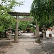 山正そばの神社