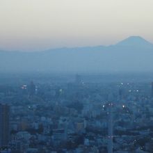 夏でも富士山。