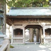 秘境の寺