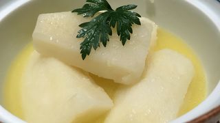 「西鶴」料理・サービスとも良くない残念な寿司屋