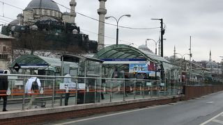 エミノニュ駅 (路面電車)