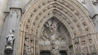 カテドラルのファサード