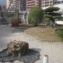 日本庭園風の箇所の様子