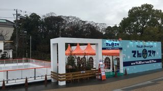 スケートリンクもある