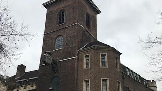 ロンドンで最も古い教会