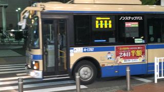 横浜市が運営するバスです。