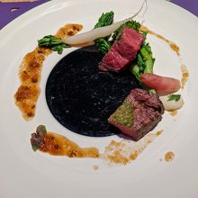 黒毛和牛フィレ肉の炭火焼き