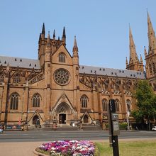 ハイドパークから大聖堂の眺め