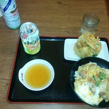 大衆食堂半田屋北越谷店カツ丼
